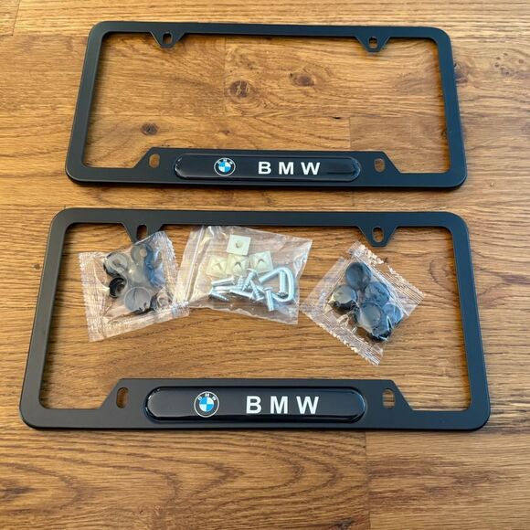 BMW License Plate Frame in Black Set of 2 NWT - Picture 2 of 5